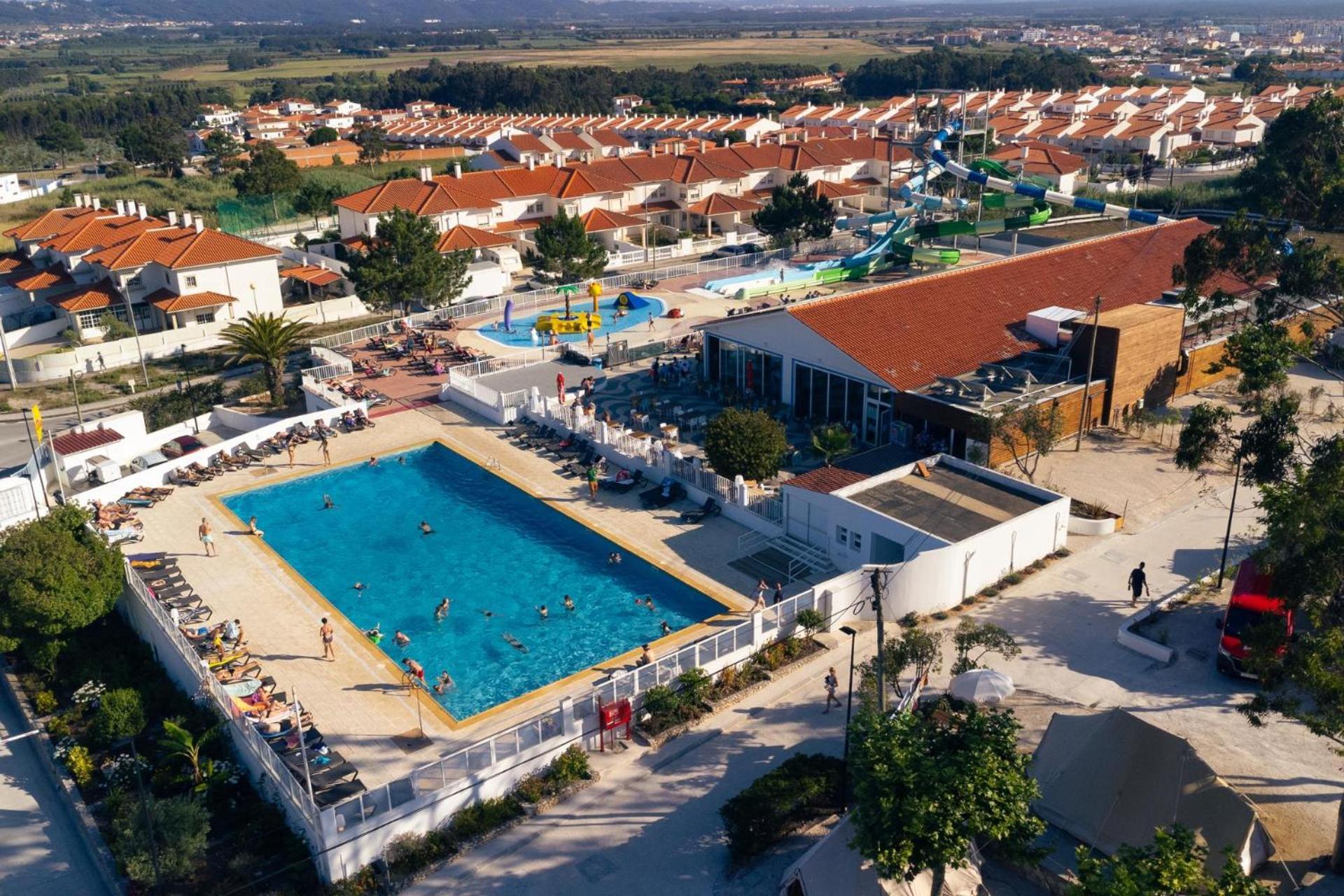 Kampaoh Sao Martinho Do Porto Hotel Exterior foto